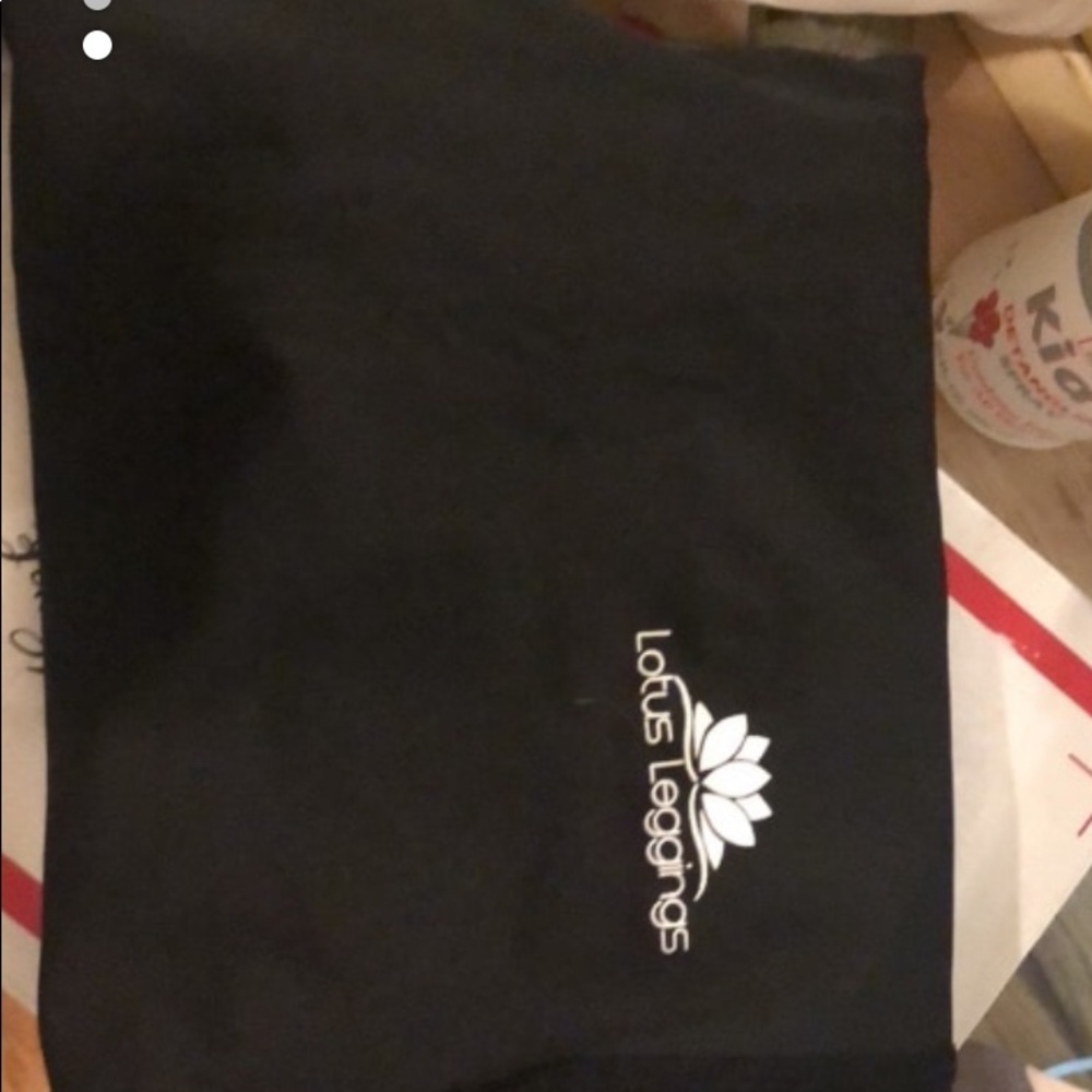 Lotus leggings four pairs. 20$ each
